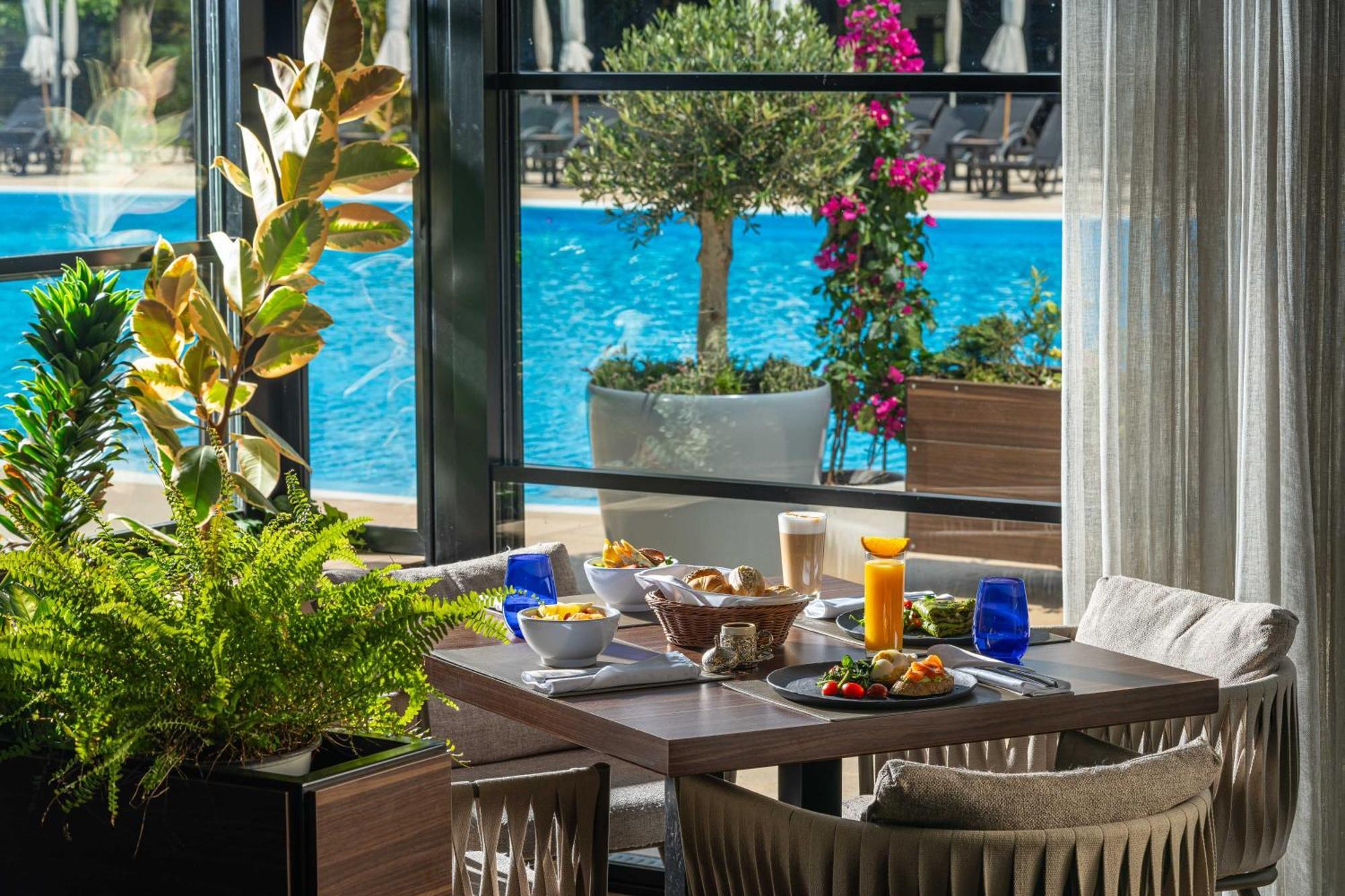 Sky Blue Hotel & Spa Paulesti  Exterior foto